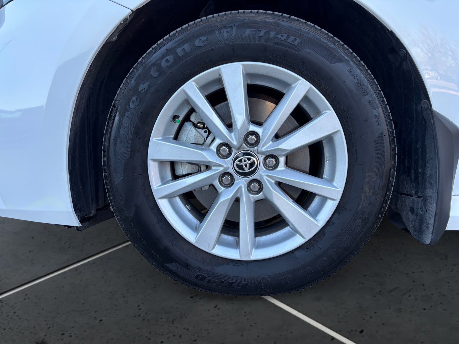 Used 2025 Toyota Camry LE image 14