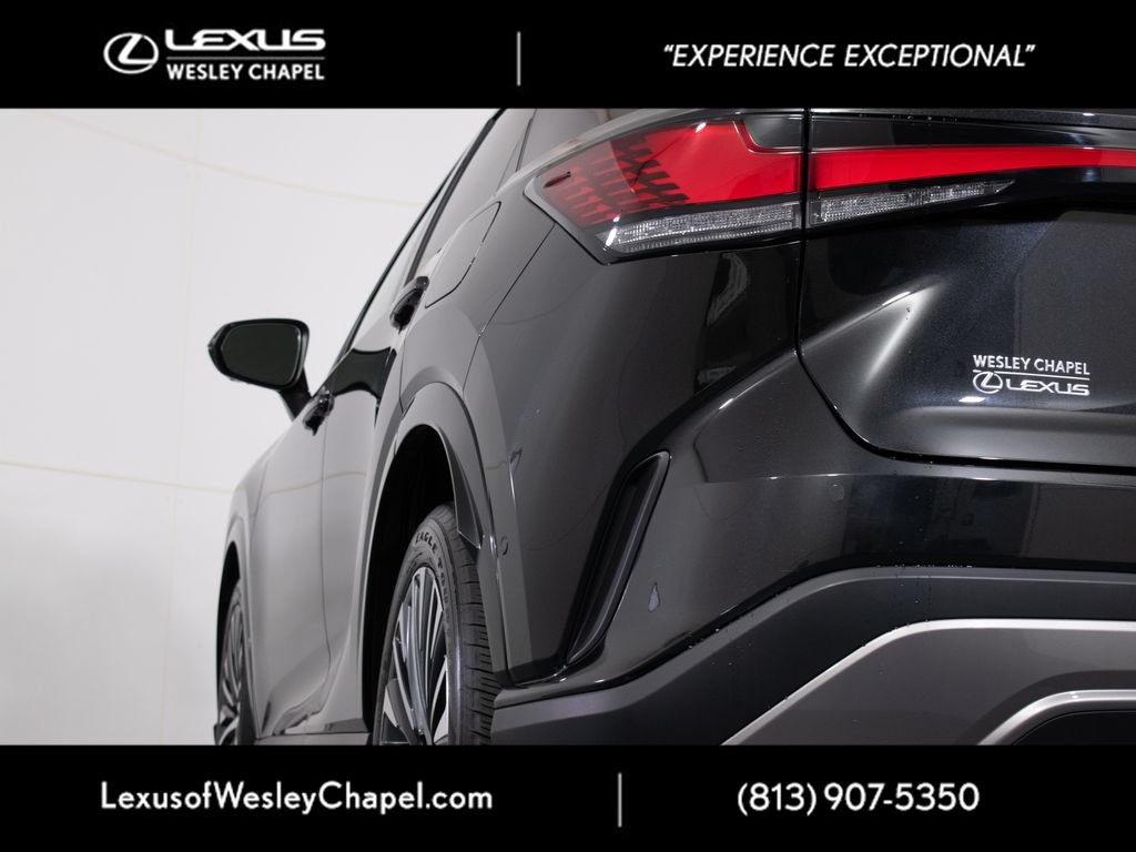 Used 2025 Lexus RX 350 Premium Plus w/ Convenience Package FWD image 6