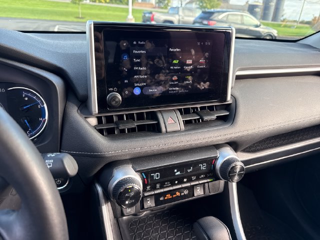 Certified 2025 Toyota RAV4 XLE w/ Convenience Package AWD/4WD image 29