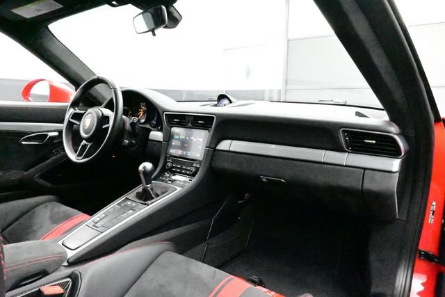 Certified 2018 Porsche 911 GT3 RWD image 14