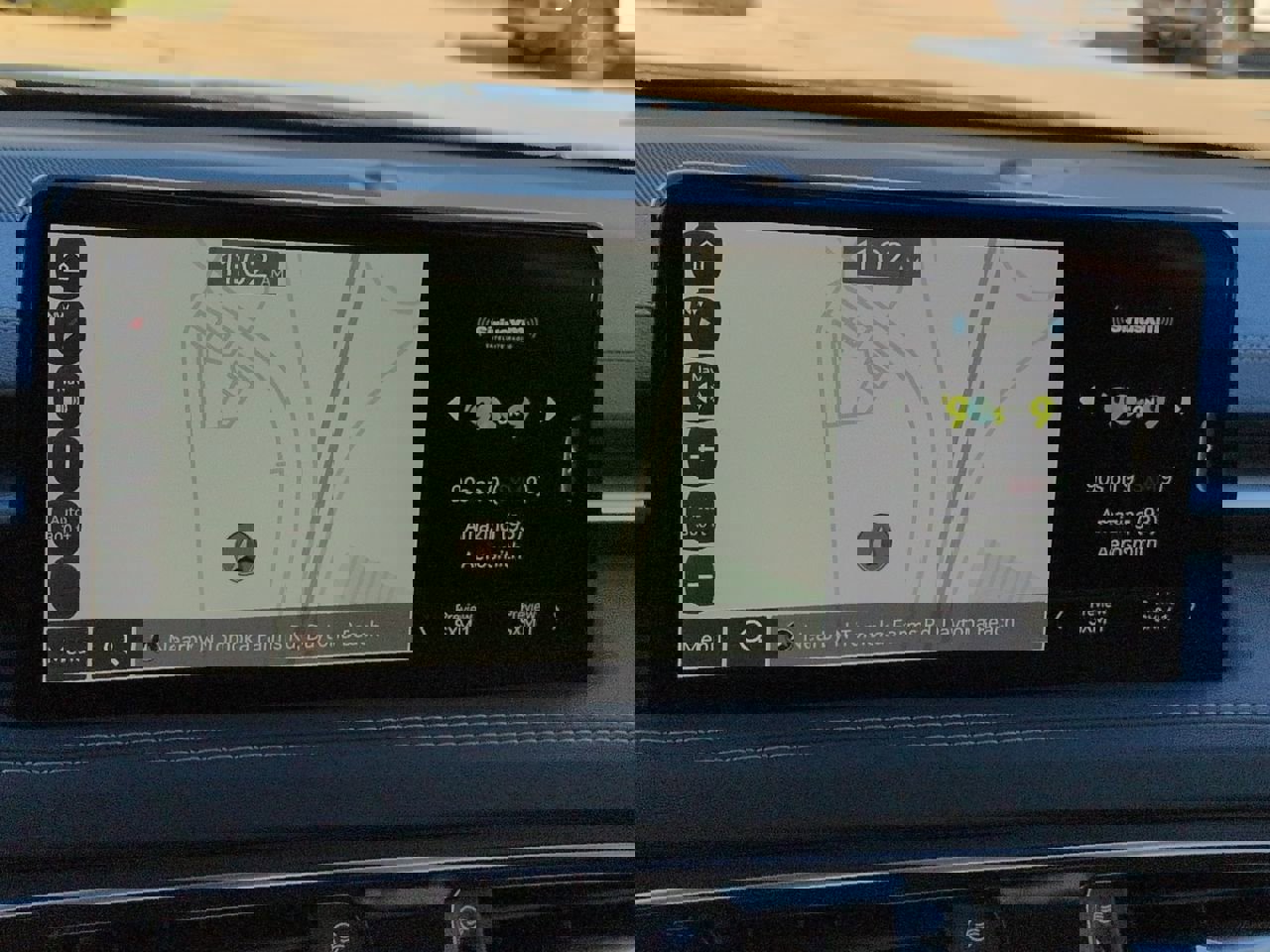 Used 2023 Genesis G70 2.0T image 20