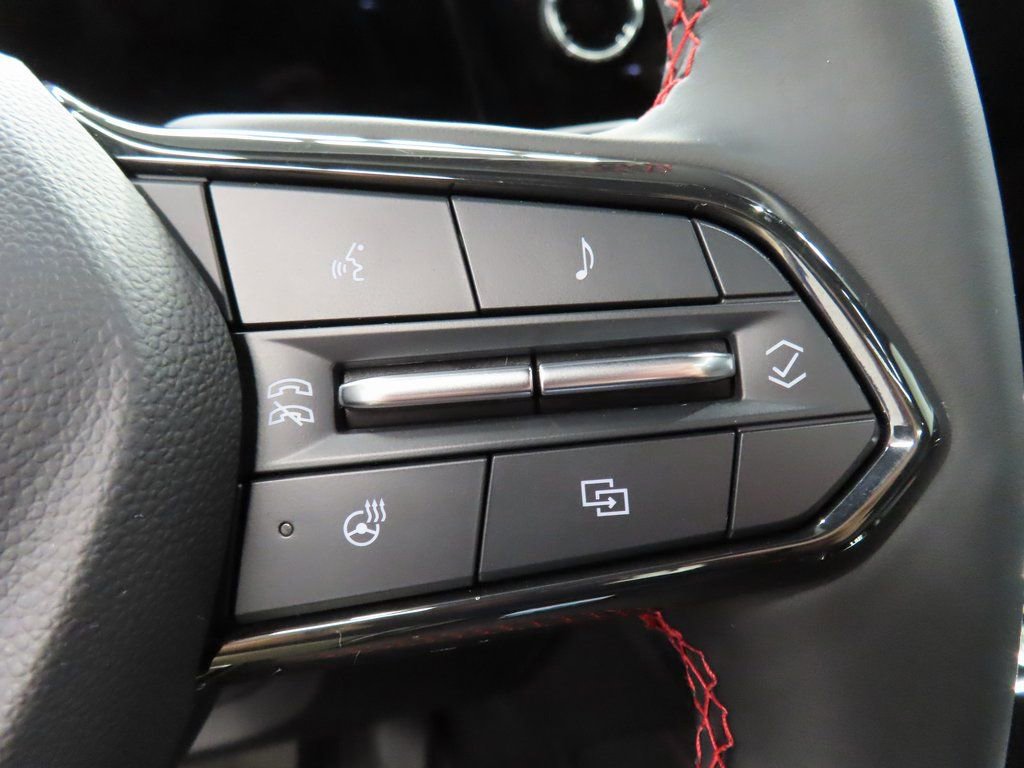 Used 2024 Chevrolet Traverse RS w/ LPO, Floor Liner Package image 60