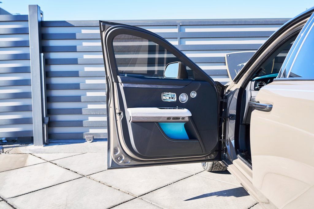 Used 2025 Rolls-Royce Ghost image 30