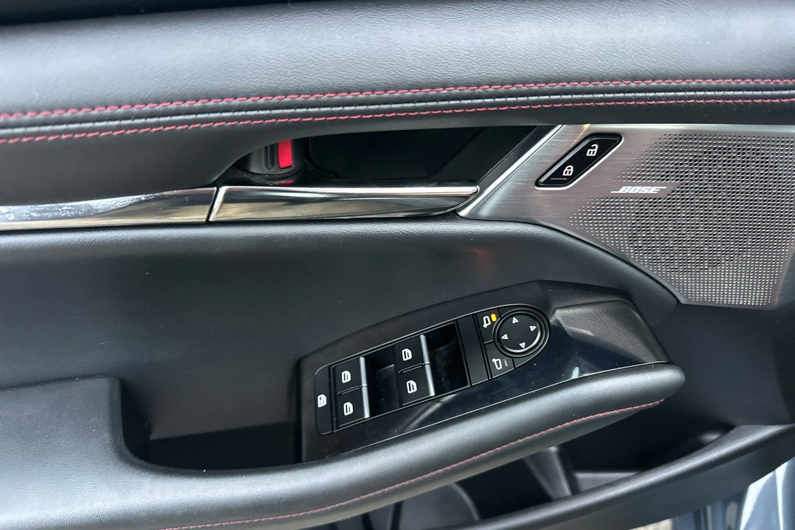 Used 2022 MAZDA MAZDA3 s image 12