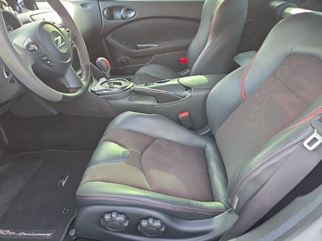 Used 2020 Nissan 370Z Sport image 12