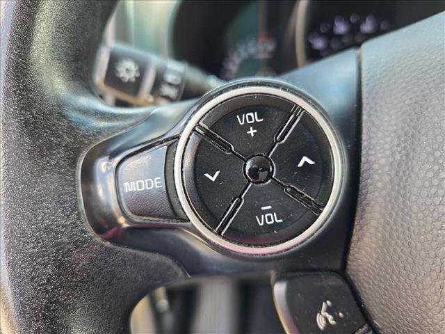 Used 2015 Kia Soul + FWD image 12