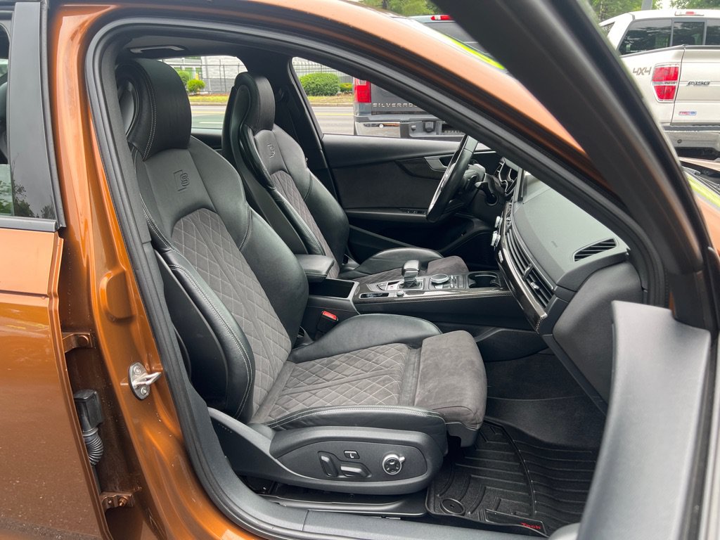 Used 2018 Audi S4 Prestige w/ Prestige Package AWD/4WD image 15