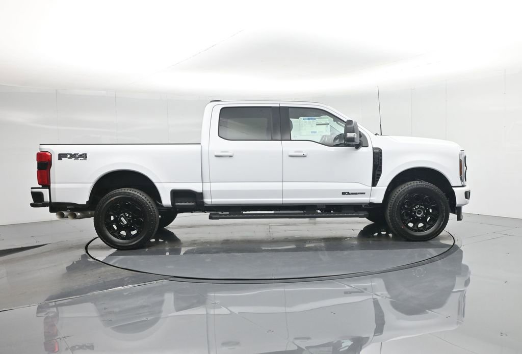 New 2026 Ford F250 Lariat w/ Black Appearance Package image 34
