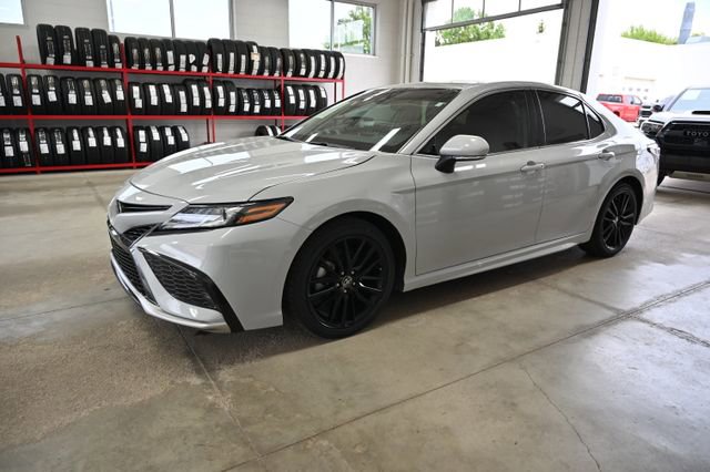 Used 2024 Toyota Camry XSE FWD image 8