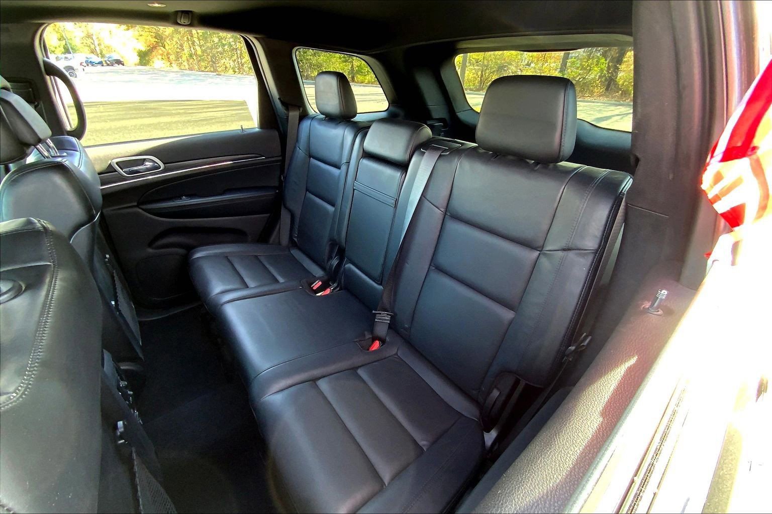 Used 2021 Jeep Grand Cherokee Limited w/ Trailer Tow Group IV image 19