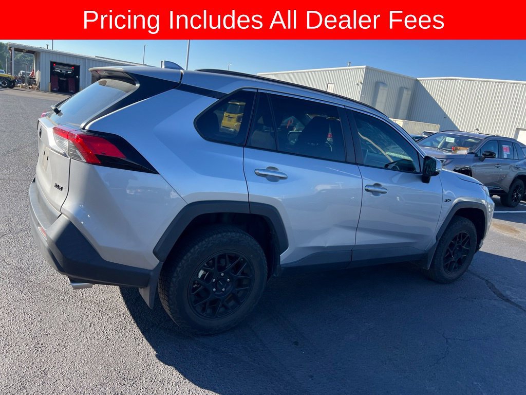 Used 2024 Toyota RAV4 XLE FWD image 18