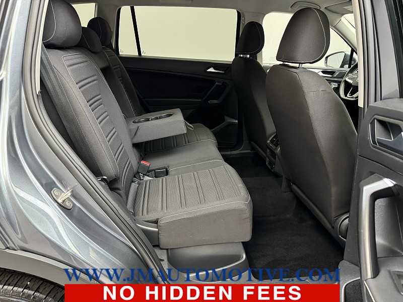 Used 2022 Volkswagen Tiguan S image 17
