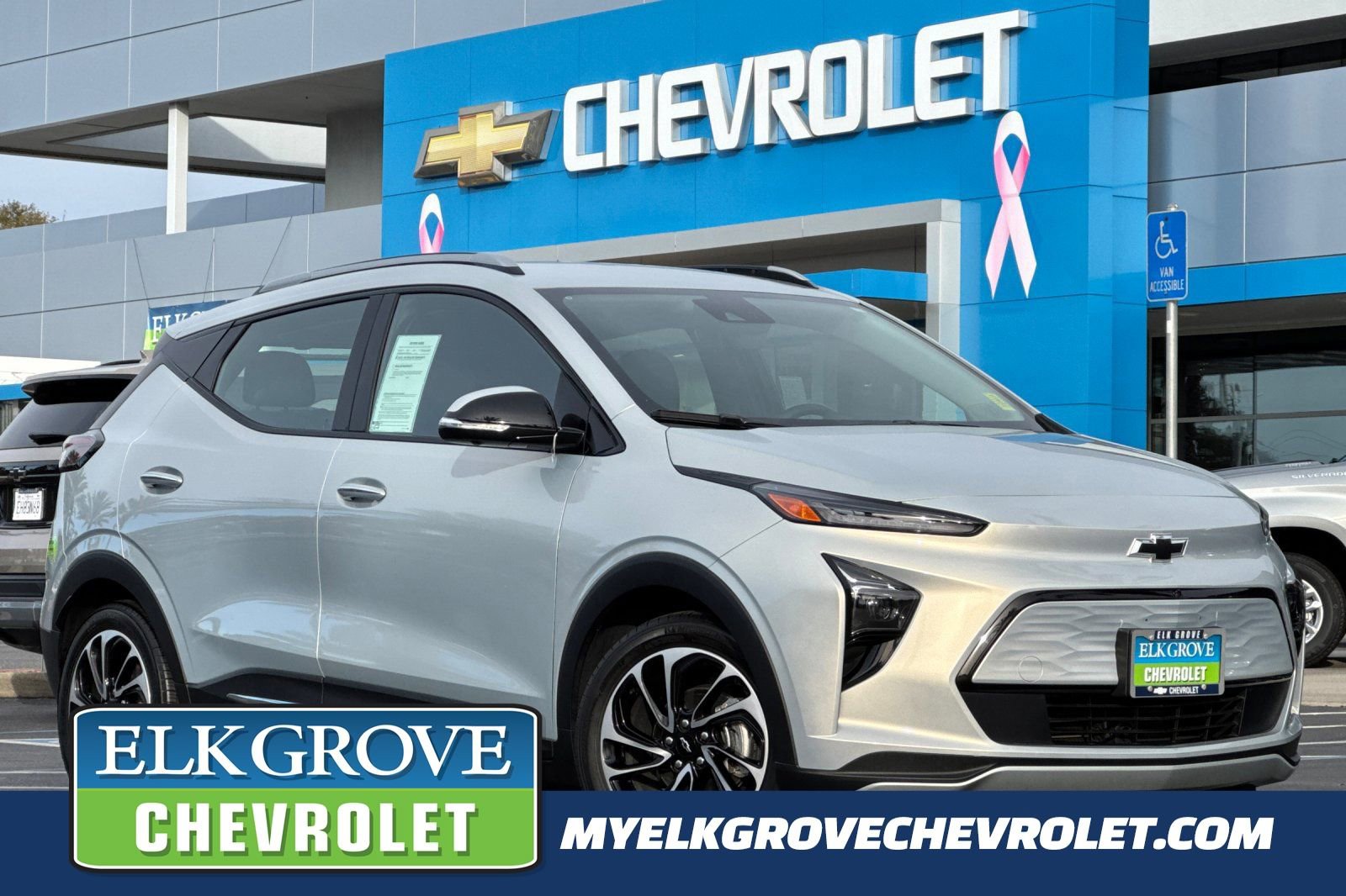 Used 2022 Chevrolet Bolt EUV Premier w/ Super Cruise Package image 1