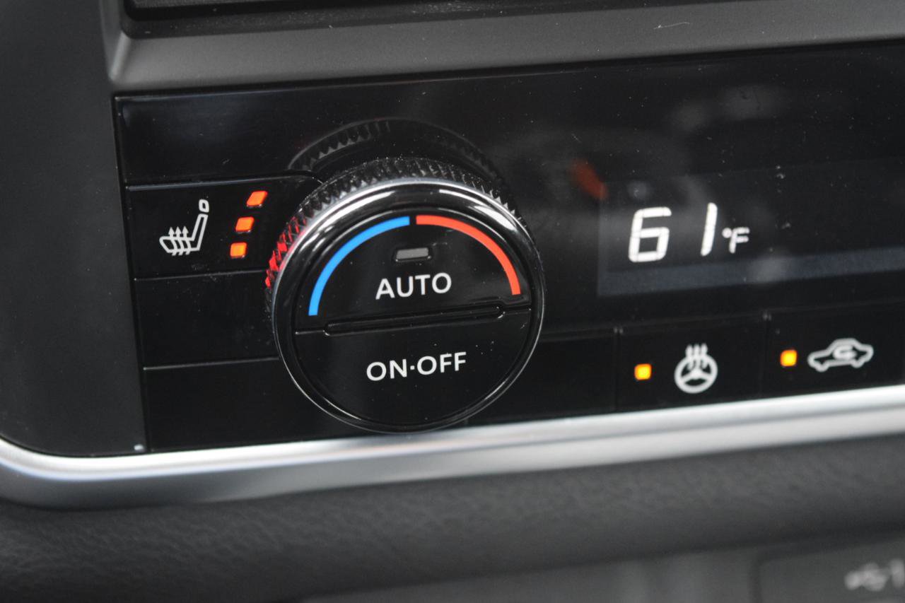 Used 2026 Nissan Rogue SV w/ Cold Weather Package AWD/4WD image 27