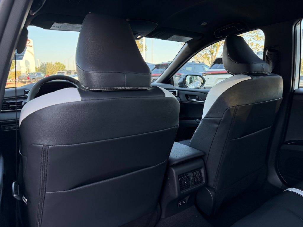 New 2026 Toyota Camry SE w/ Convenience Package FWD image 18