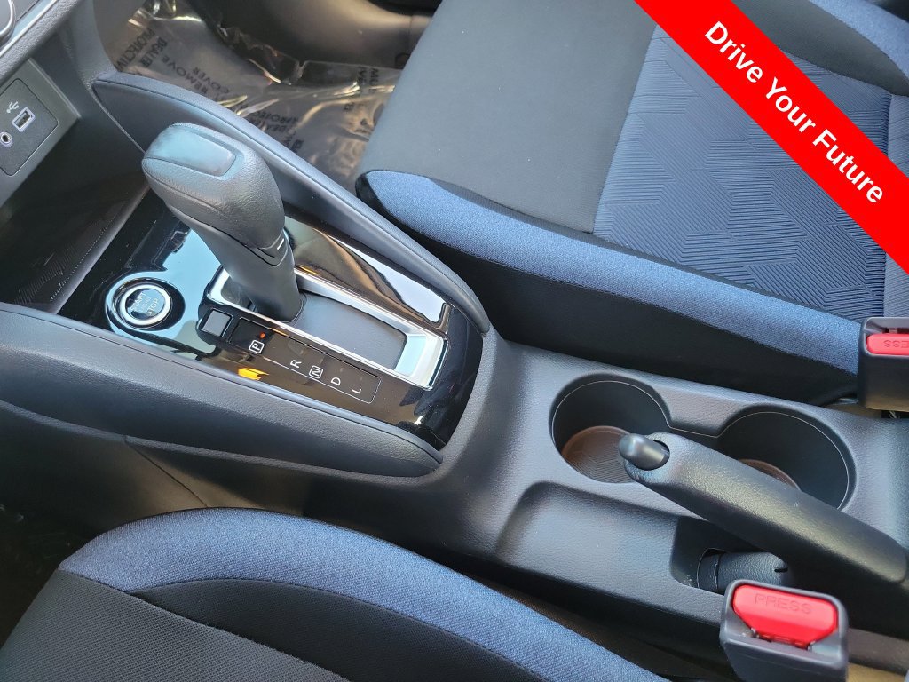 Used 2025 Nissan Versa SV w/ Trunk Package FWD image 13