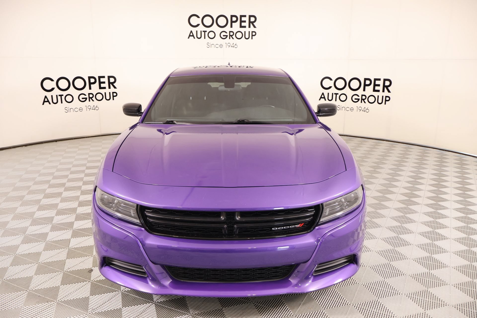 Used 2023 Dodge Charger SXT w/ Cold Weather Package RWD image 9