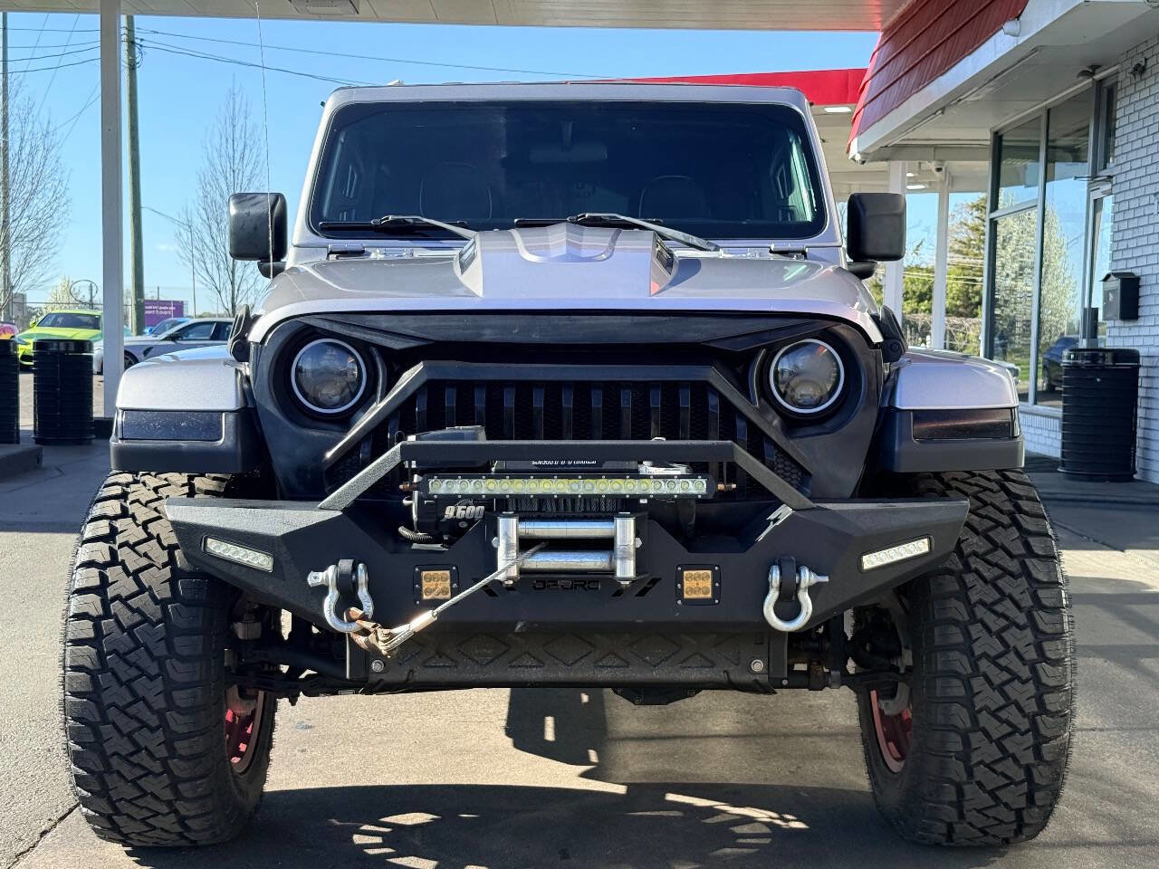 Used 2019 Jeep Wrangler Unlimited Sahara image 7