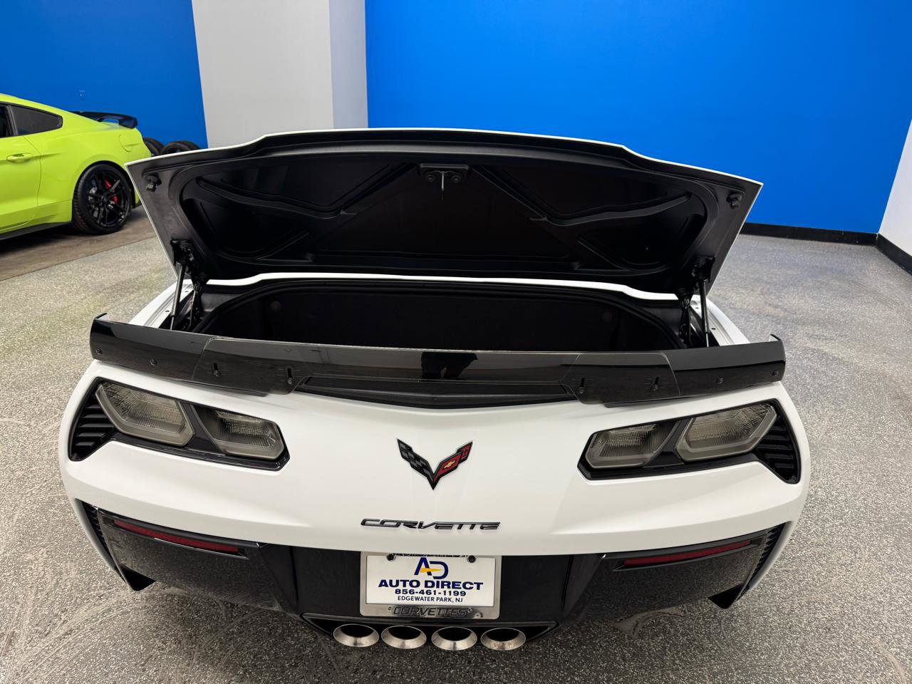 Used 2015 Chevrolet Corvette Z06 w/ 3LZ Preferred Equipment Group image 21