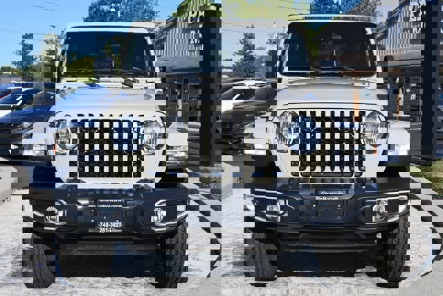 Used 2020 Jeep Gladiator Sport w/ Quick Order Package 24S image 2