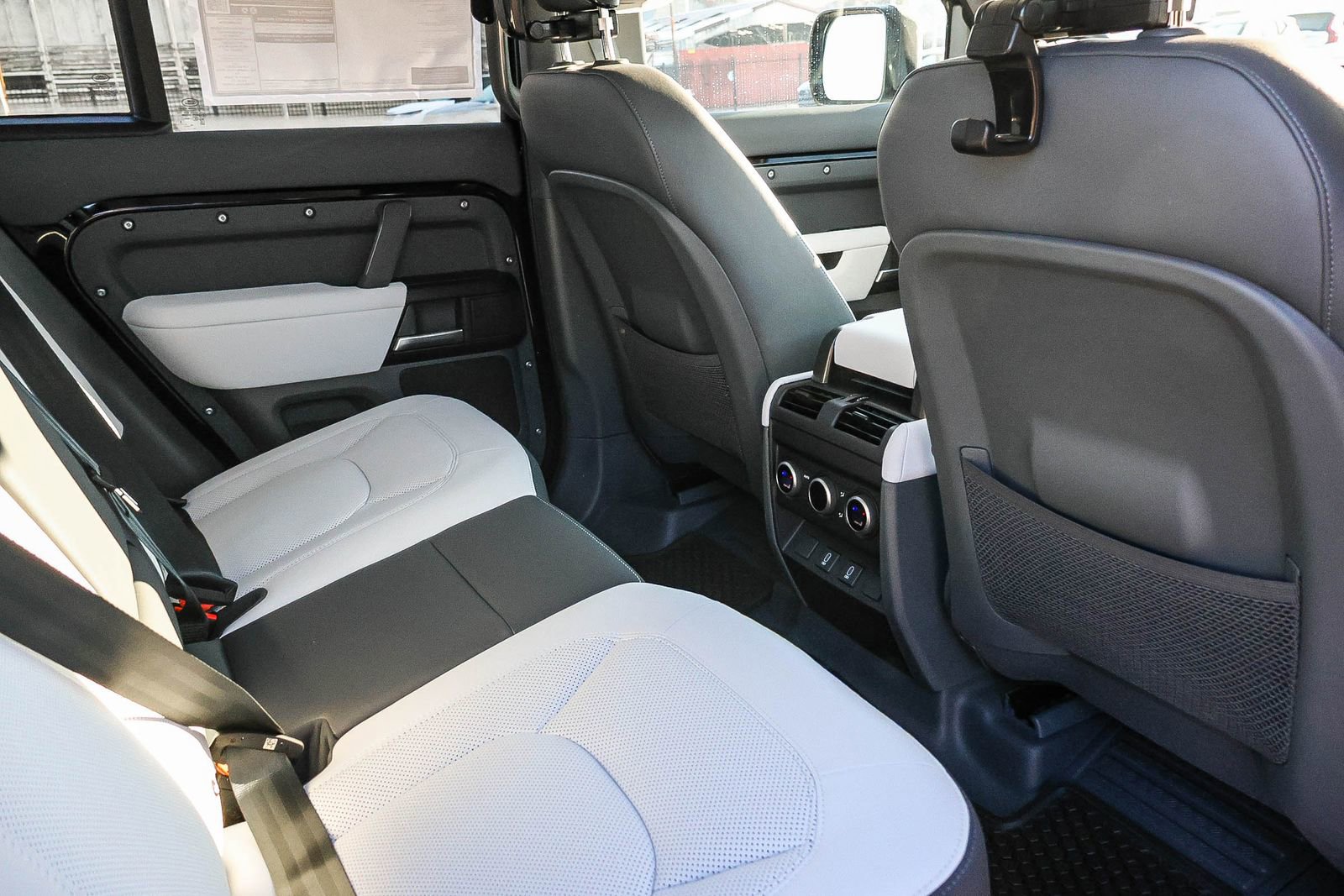 New 2026 Land Rover Defender 110 X image 18