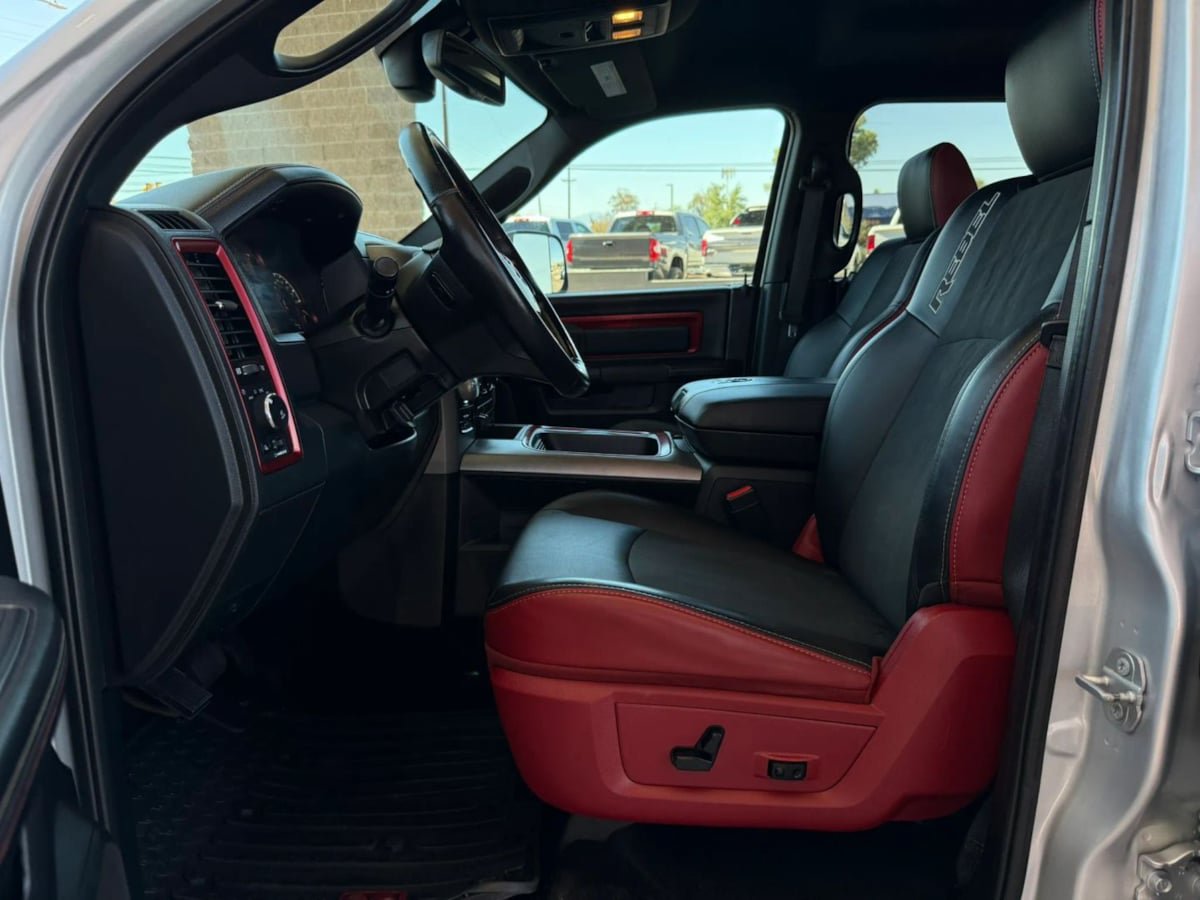 Used 2016 RAM 1500 Rebel w/ Luxury Group AWD/4WD image 40