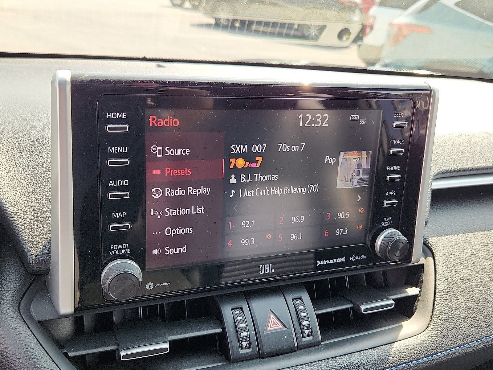Used 2019 Toyota RAV4 XSE w/ All Weather Liner Package AWD/4WD image 18