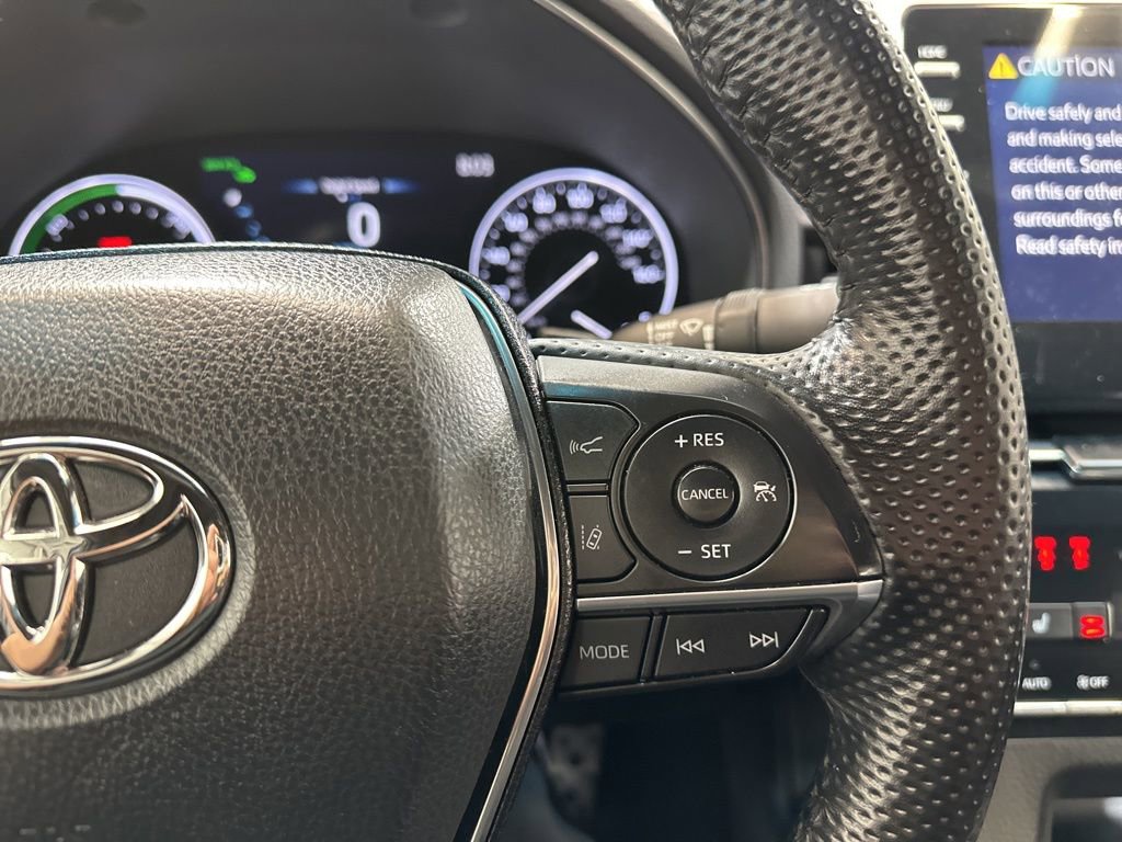 Used 2022 Toyota Avalon XSE image 23