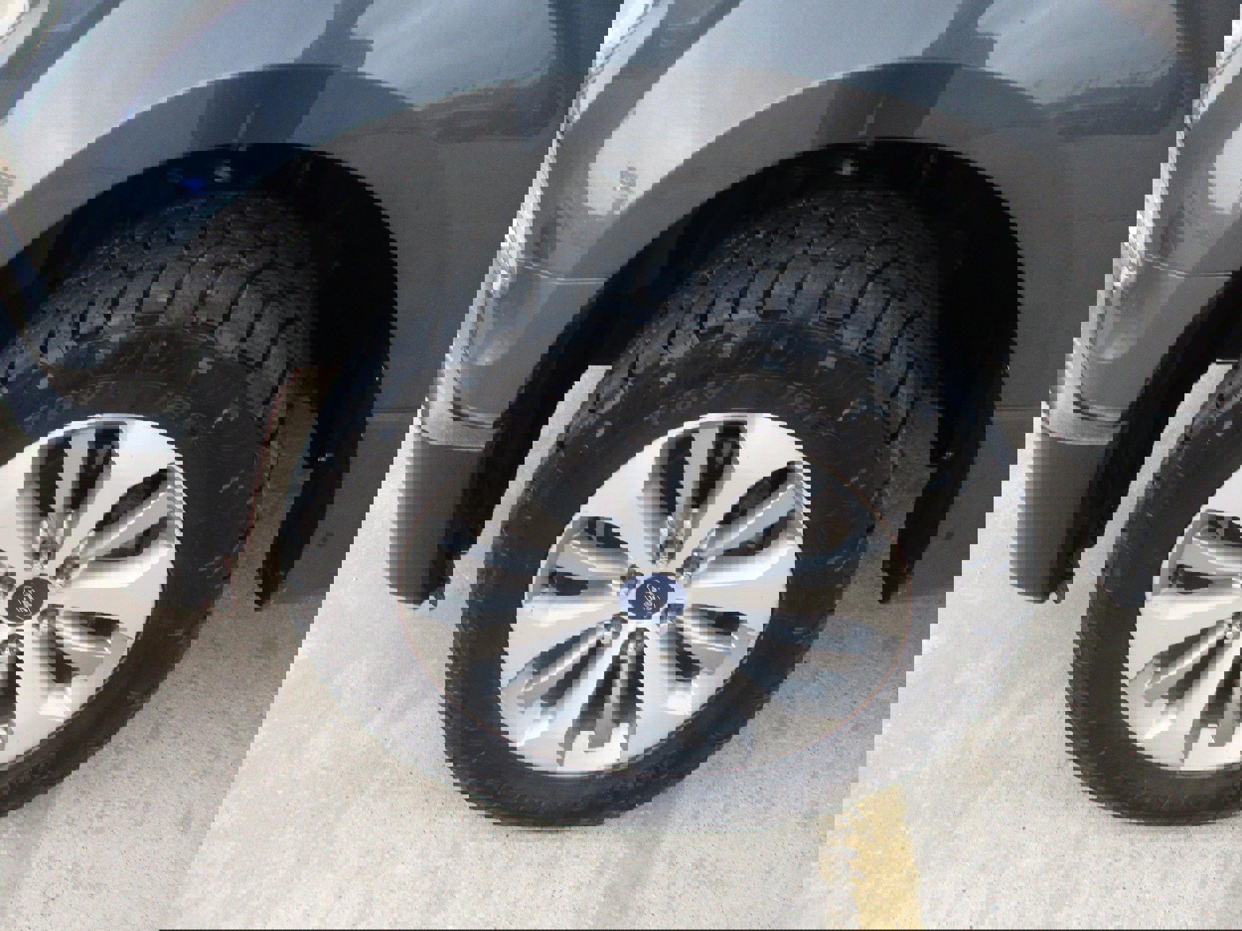 Used 2016 Ford F150 XLT w/ Equipment Group 301A Mid image 3