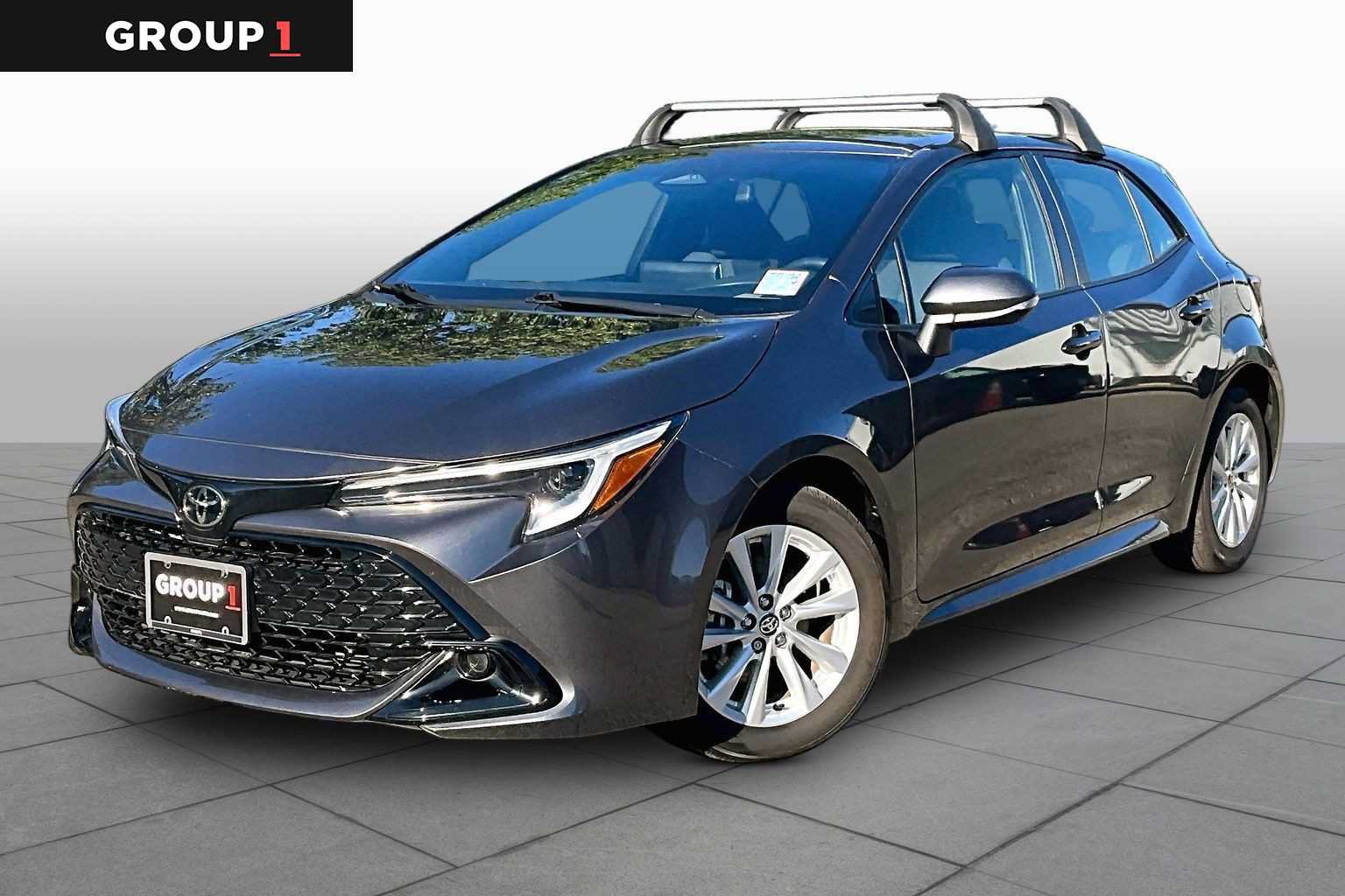 Used 2025 Toyota Corolla SE w/ SE Package