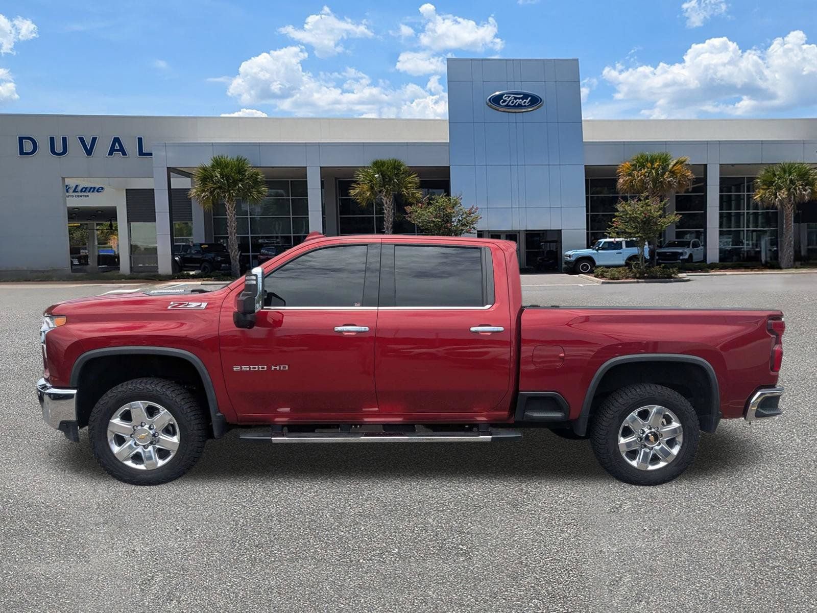 Used 2022 Chevrolet Silverado 2500 LTZ w/ LTZ Plus Package AWD/4WD image 7