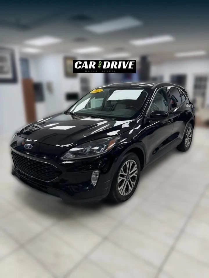 Used 2022 Ford Escape SEL