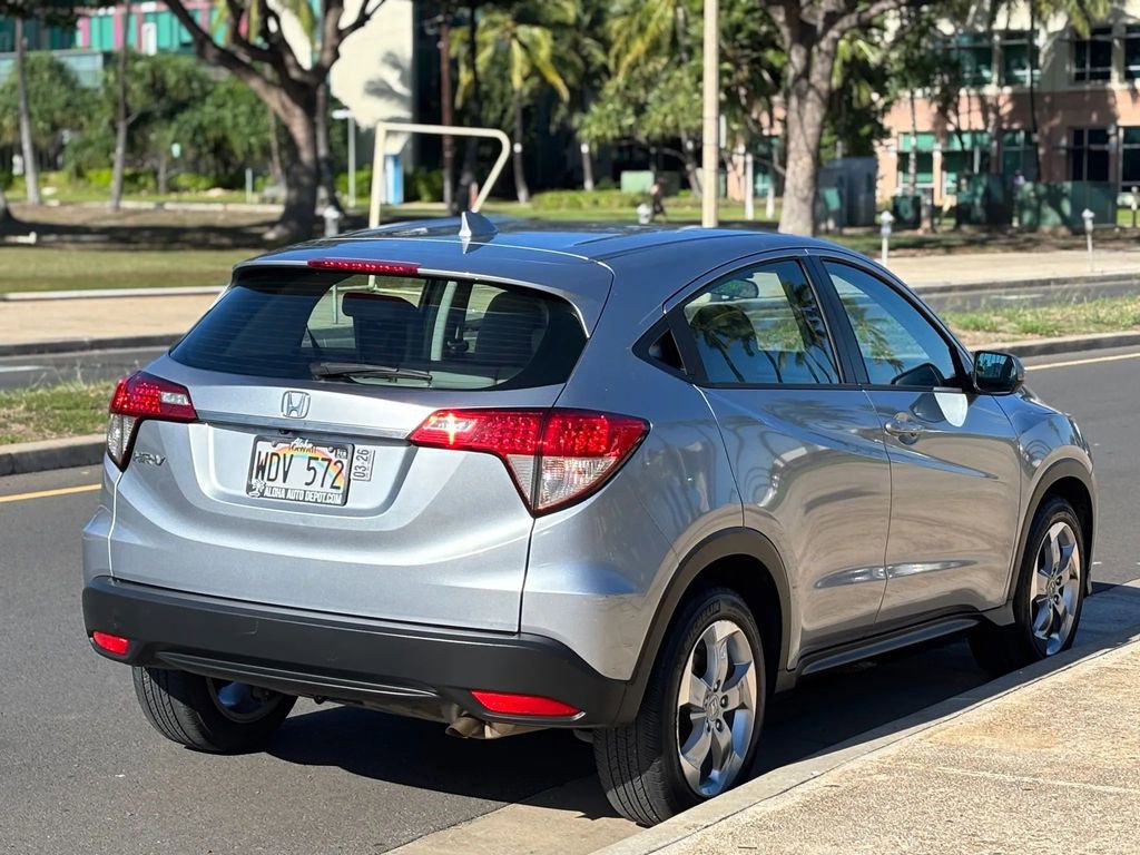 Used 2021 Honda HR-V LX image 5