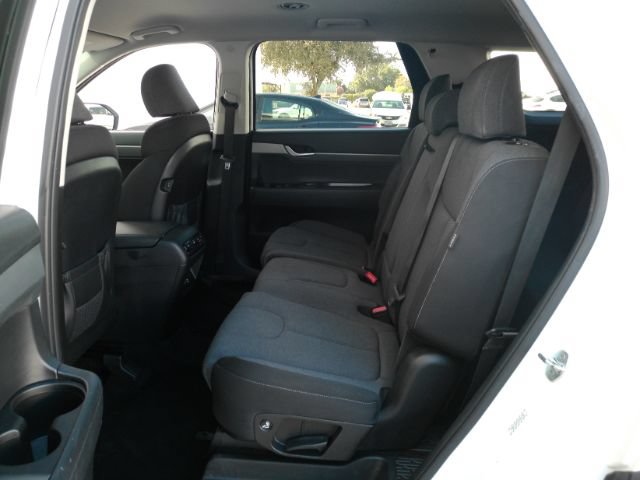 Used 2023 Hyundai Palisade SE FWD image 15
