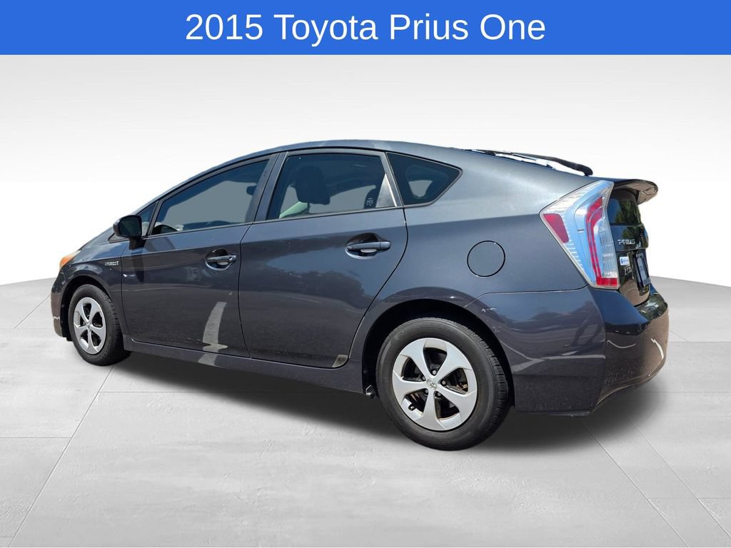 Used 2015 Toyota Prius Three w/ Solar Roof Package FWD image 5