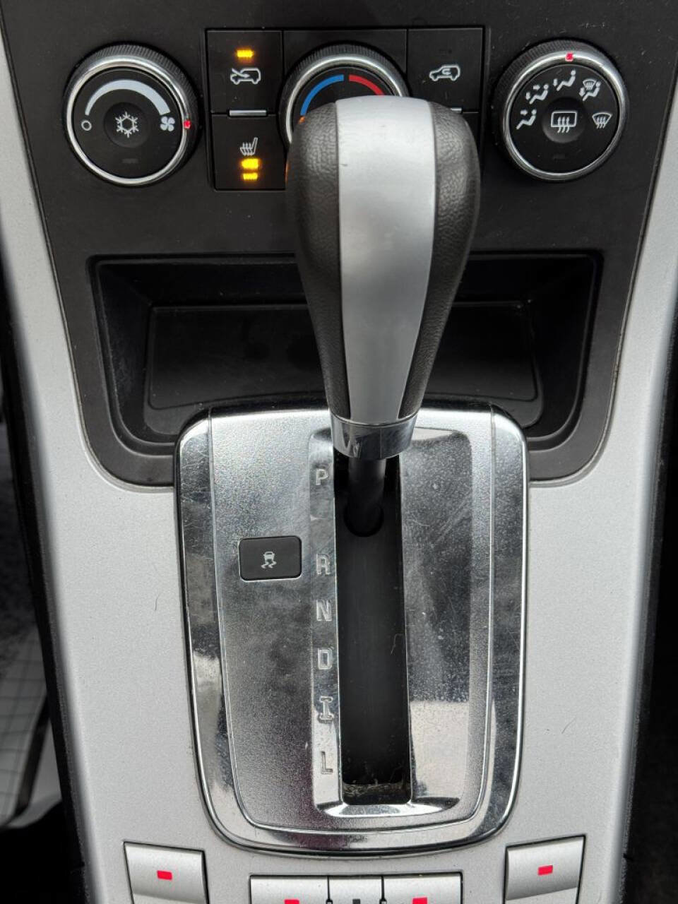 Used 2008 Pontiac Torrent 2WD w/ Preferred Package image 19