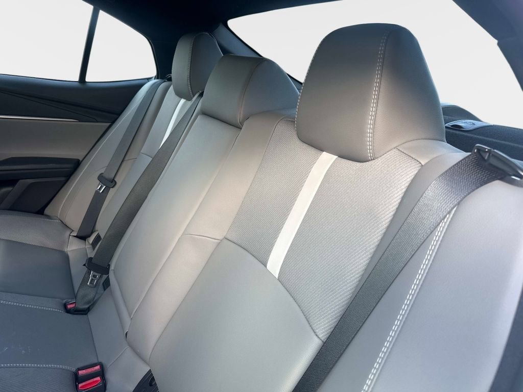 Used 2025 Toyota Camry SE FWD image 16