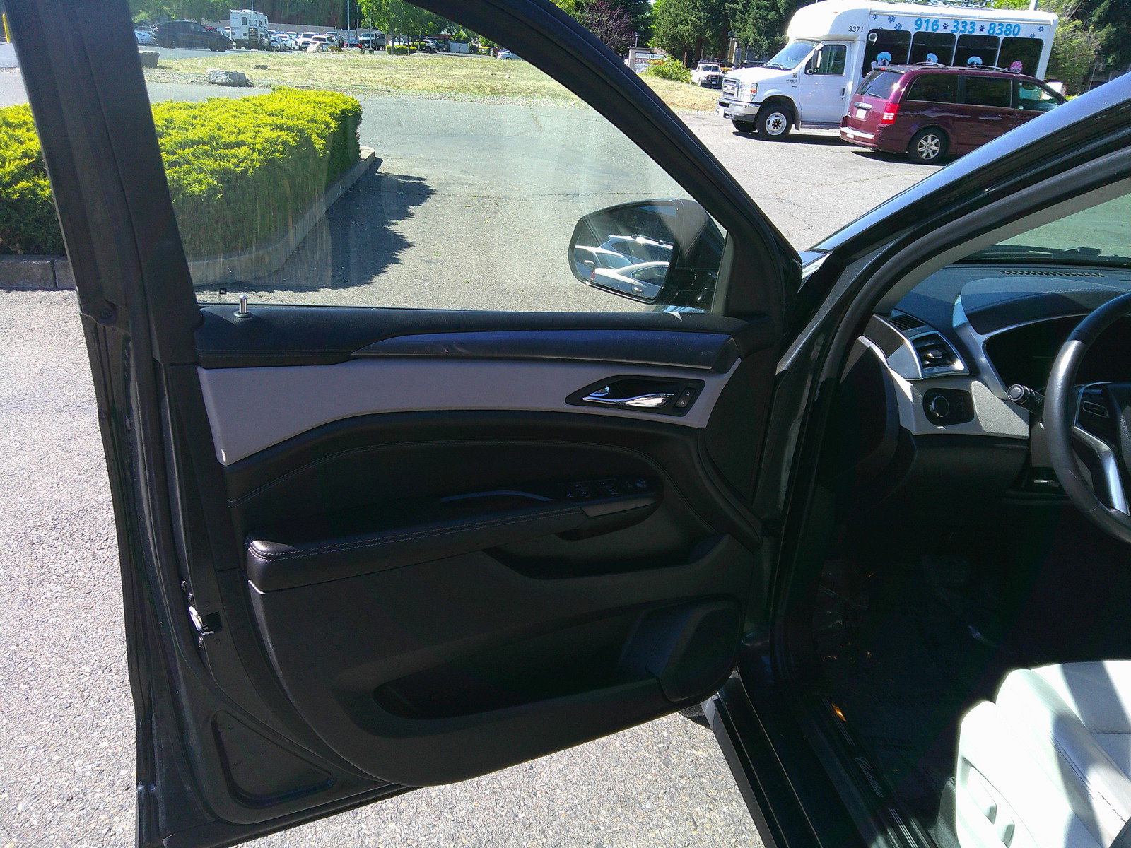 Used 2014 Cadillac SRX FWD image 11