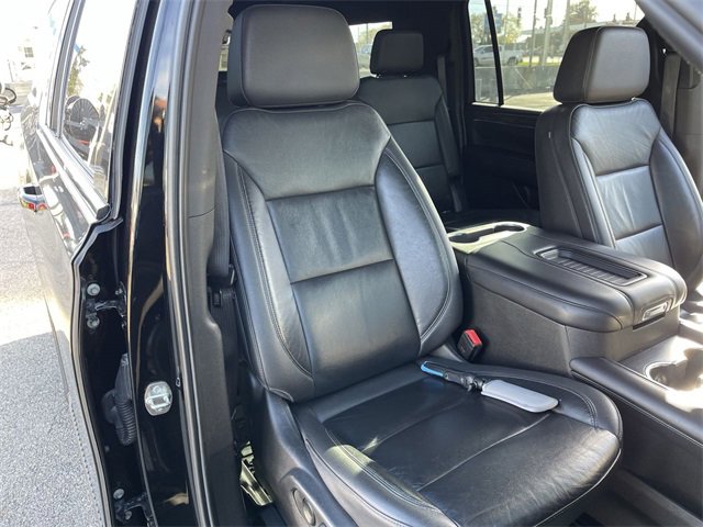 Used 2021 Chevrolet Suburban LT image 25