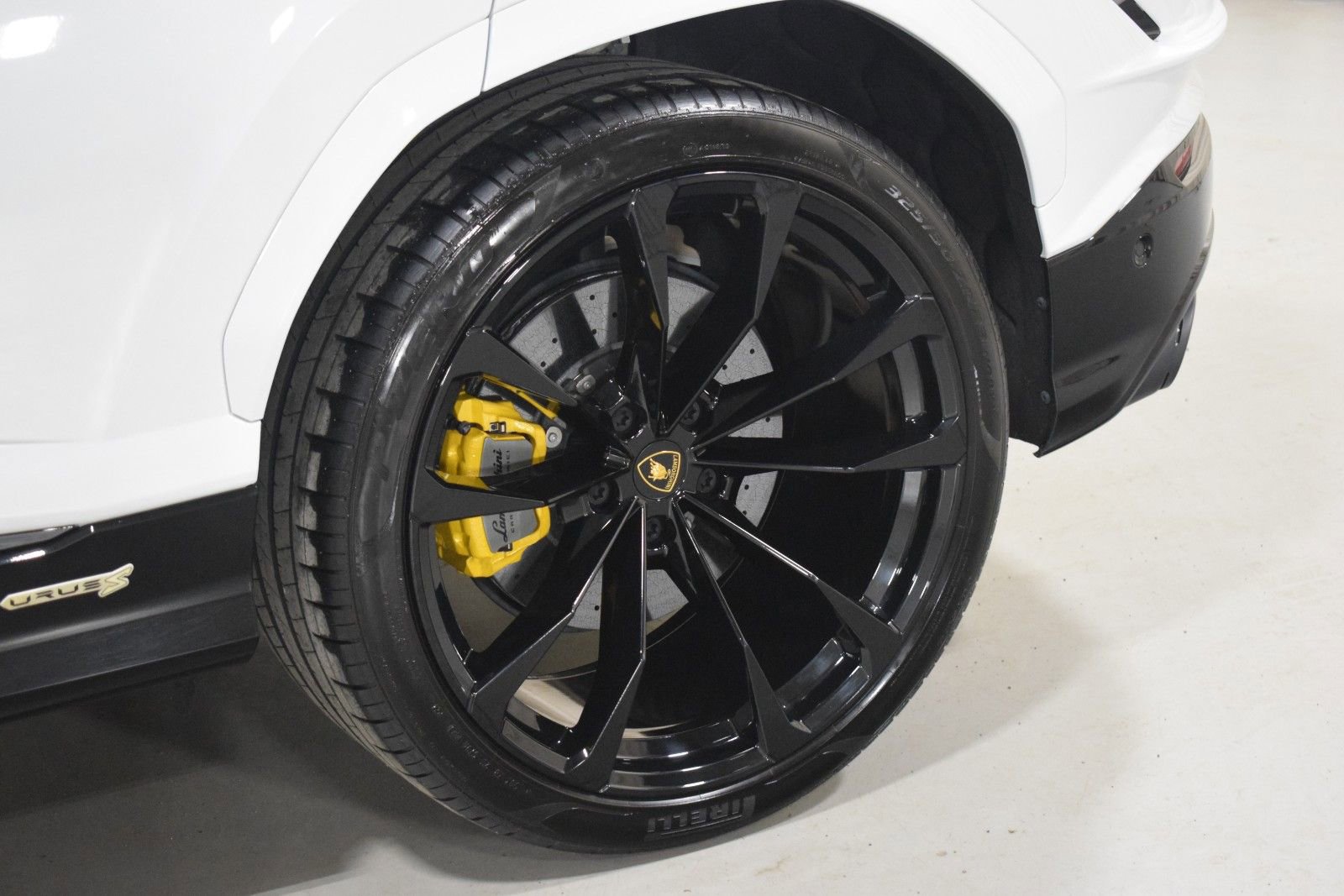 Used 2024 Lamborghini Urus S image 7