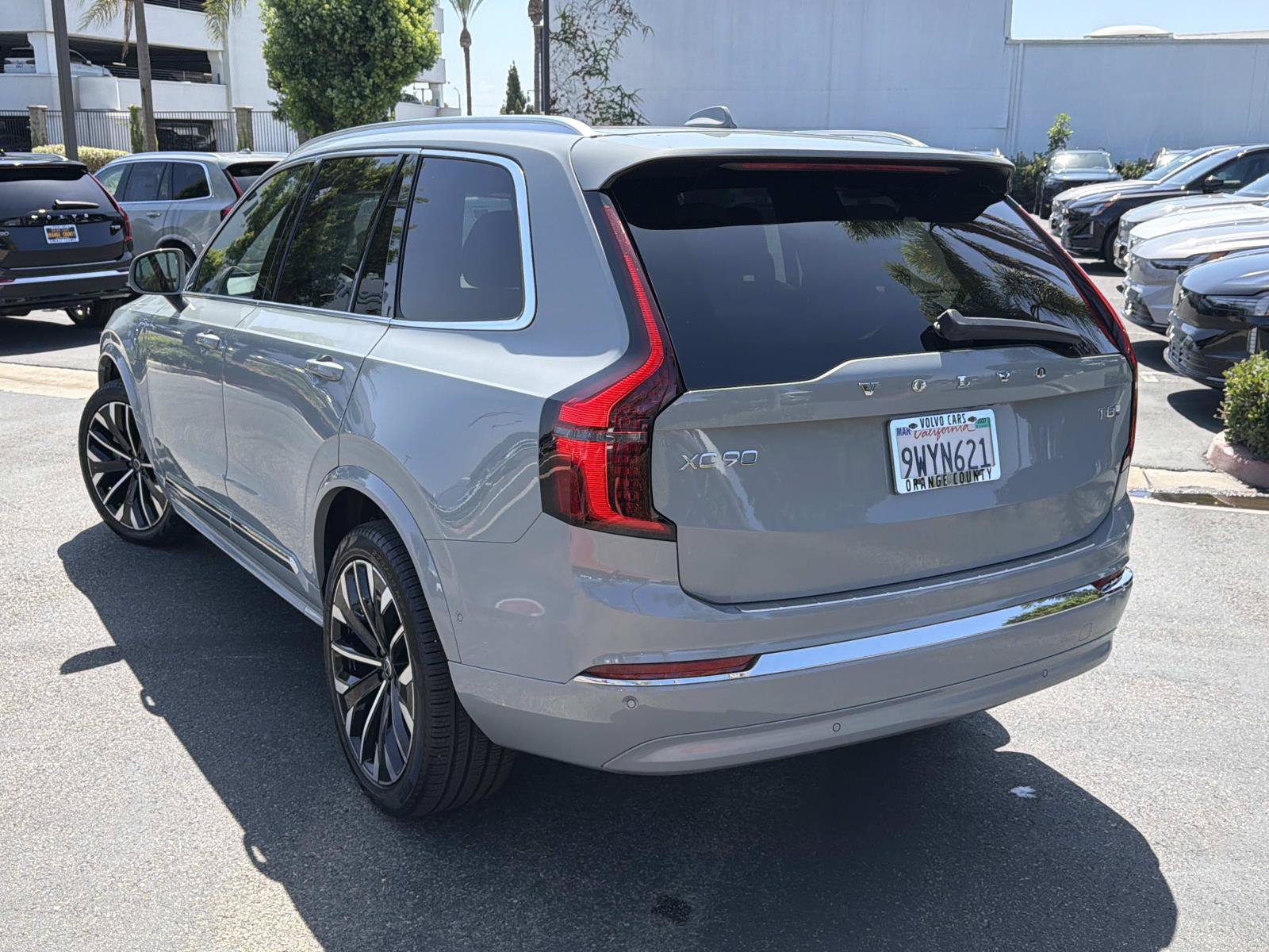 Used 2026 Volvo XC90 T8 Plus w/ Protection Package Premier AWD/4WD image 7