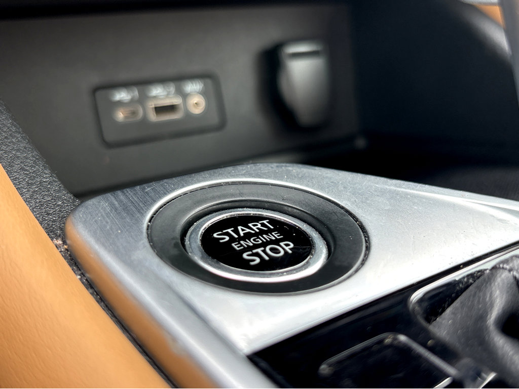 Used 2023 Nissan Sentra SV w/ SV Premium Package FWD image 7