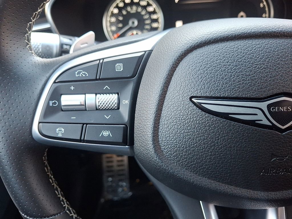 Used 2025 Genesis G70 2.5T w/ Sport Prestige Package image 17
