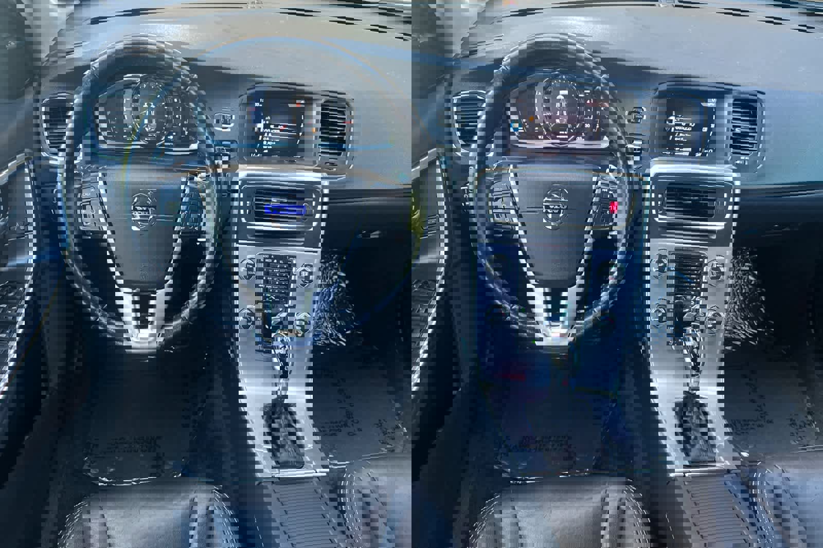 Used 2017 Volvo S60 T5 Dynamic w/ Vision Package image 15