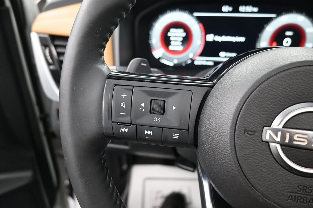 Used 2022 Nissan Rogue Platinum w/ Head-Up Display Package image 28