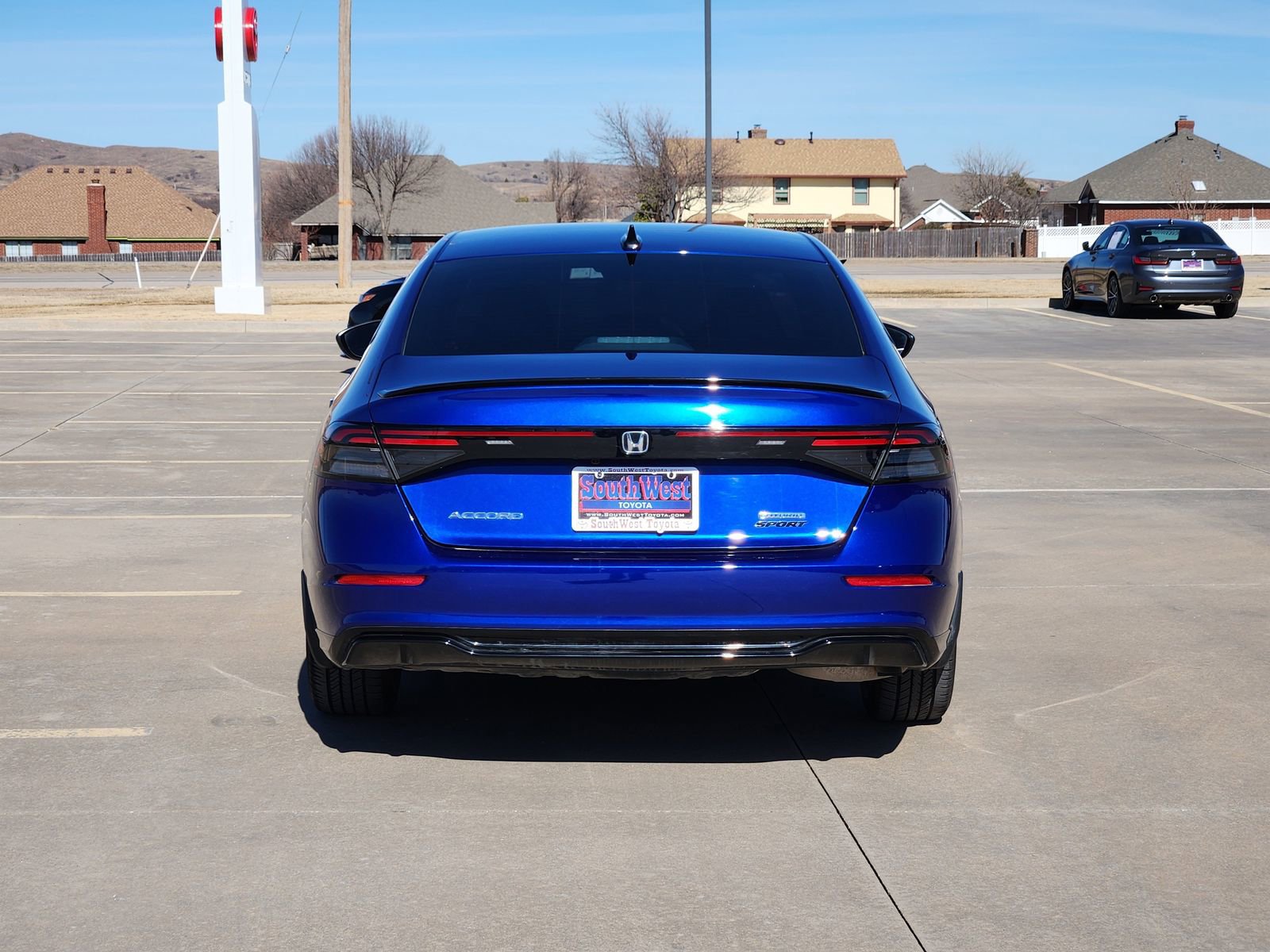 Used 2023 Honda Accord Sport image 8