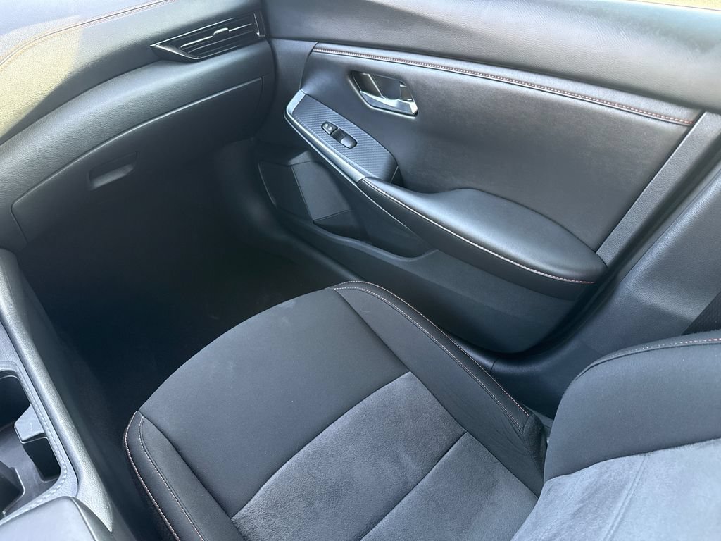 Used 2024 Nissan Sentra SR FWD image 15