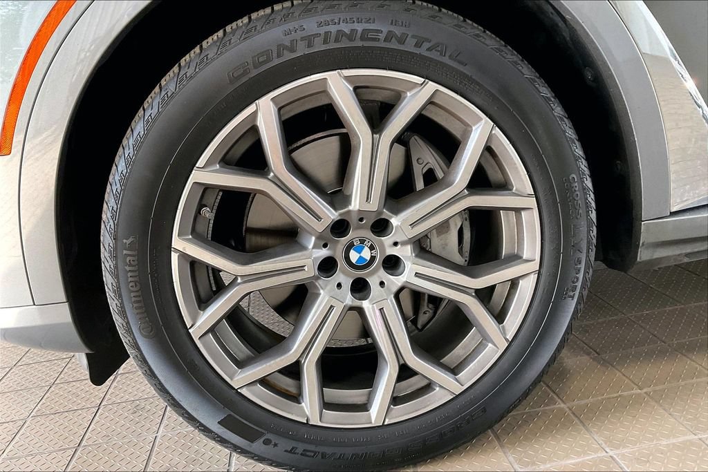 Used 2026 BMW X7 xDrive40i AWD/4WD image 32