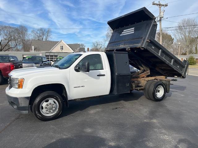 Used 2011 GMC Sierra 3500 W/T w/ Snow Plow Prep Package