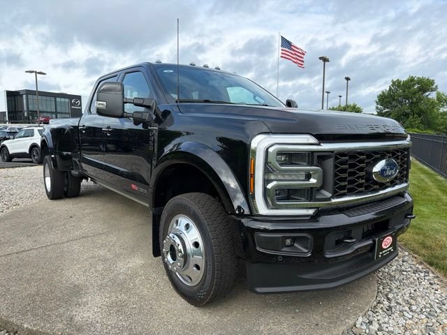 New 2026 Ford F450 Platinum w/ FX4 Off-Road Package